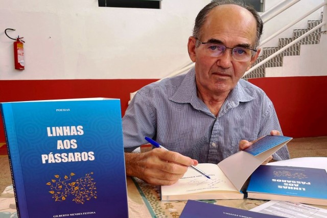 Ex-diretor do SEEBF/PI lança décimo livro de poemas