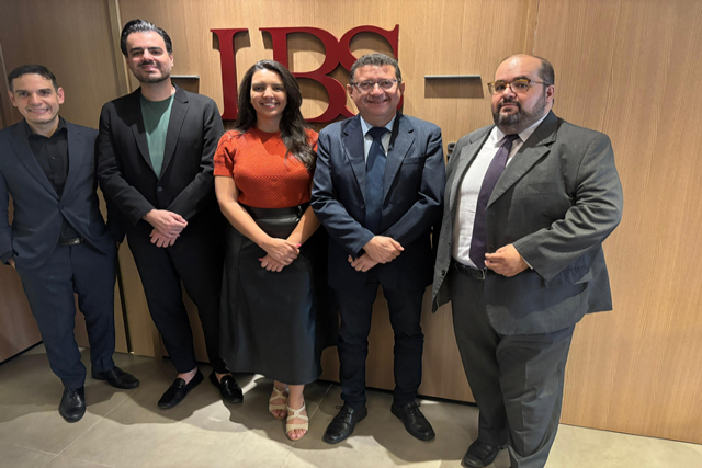 SEEBF/PI visita escritório LBS e TST em Brasília para acompanhar processos trabalhistas do Sindicato